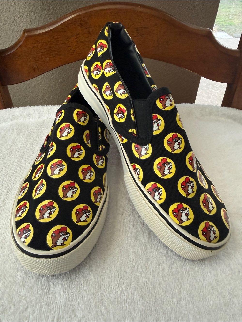 Buc-ee’s Brand Slip On Sneaker All Over Iconic Beaver Design Men’s 6 Women’s 8